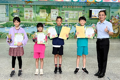 1141021頒獎圖片(另開新視窗)